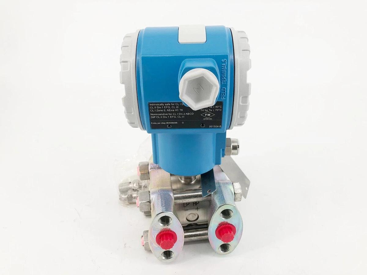 New Endress + Hauser PMD75-6JQK1/0 Pressure Transmitter DELTABAR-S 52017192