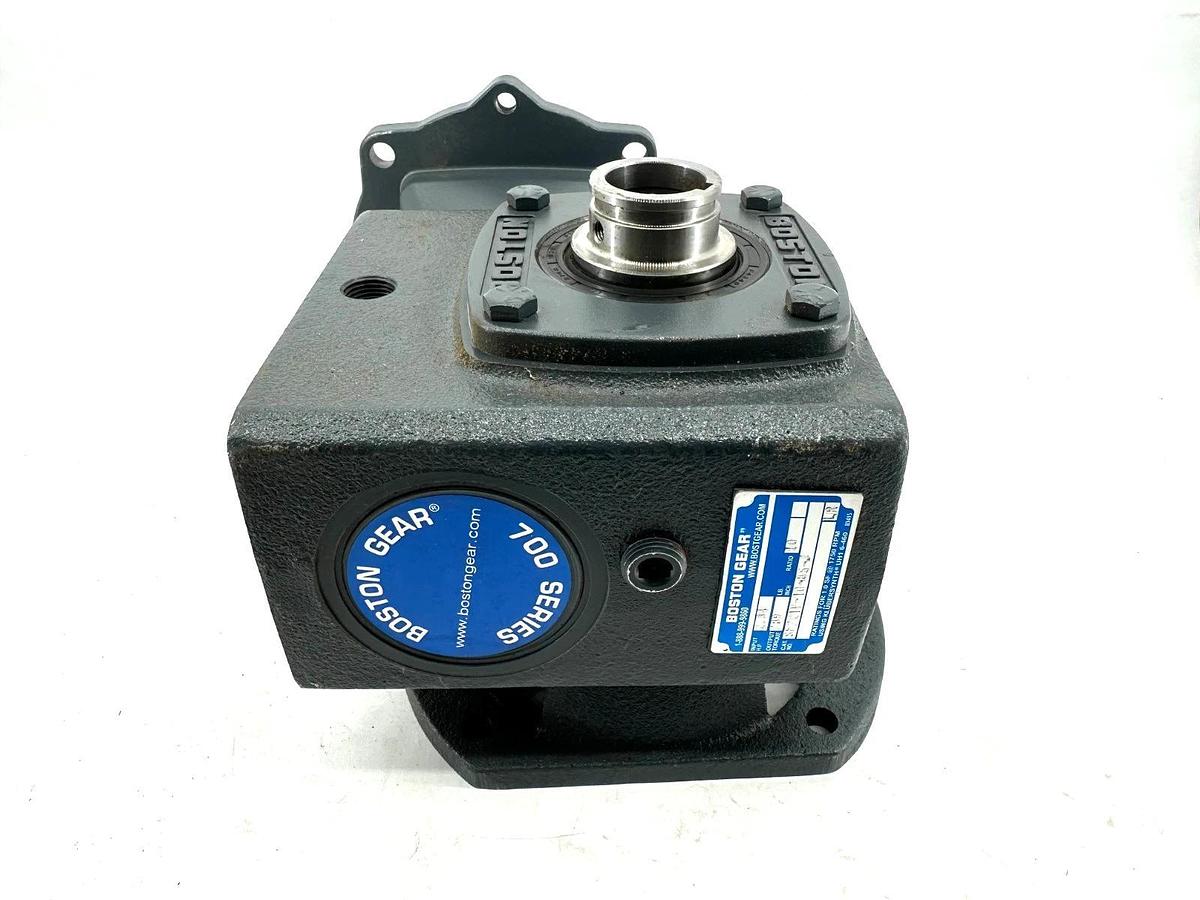 New Boston Gear SF721V-10-B5-J Worm Gear Speed Reducer 10:1 - Missing Parts