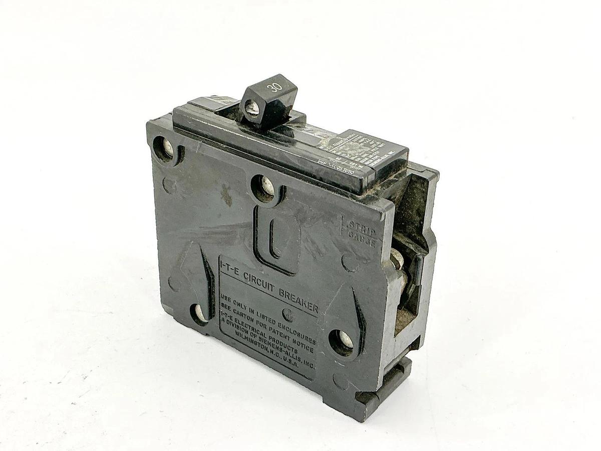 Used Lot of 6 Gould Q130 Circuit Breakers 30A 120/240V 1 Pole Type QP