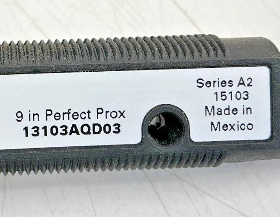 New Eaton 13103AQD03 Ser A2 Photoelectric Sensor 4P 9inch Prox 20-264VAC -No Box