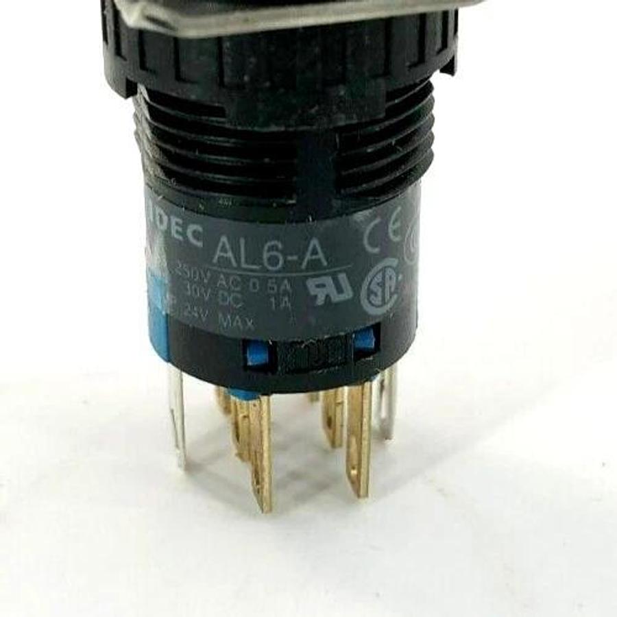Lot of 4 New IDEC AL6A-A200 Switch Actuators DPDT Maintained A6 16mm Unibody