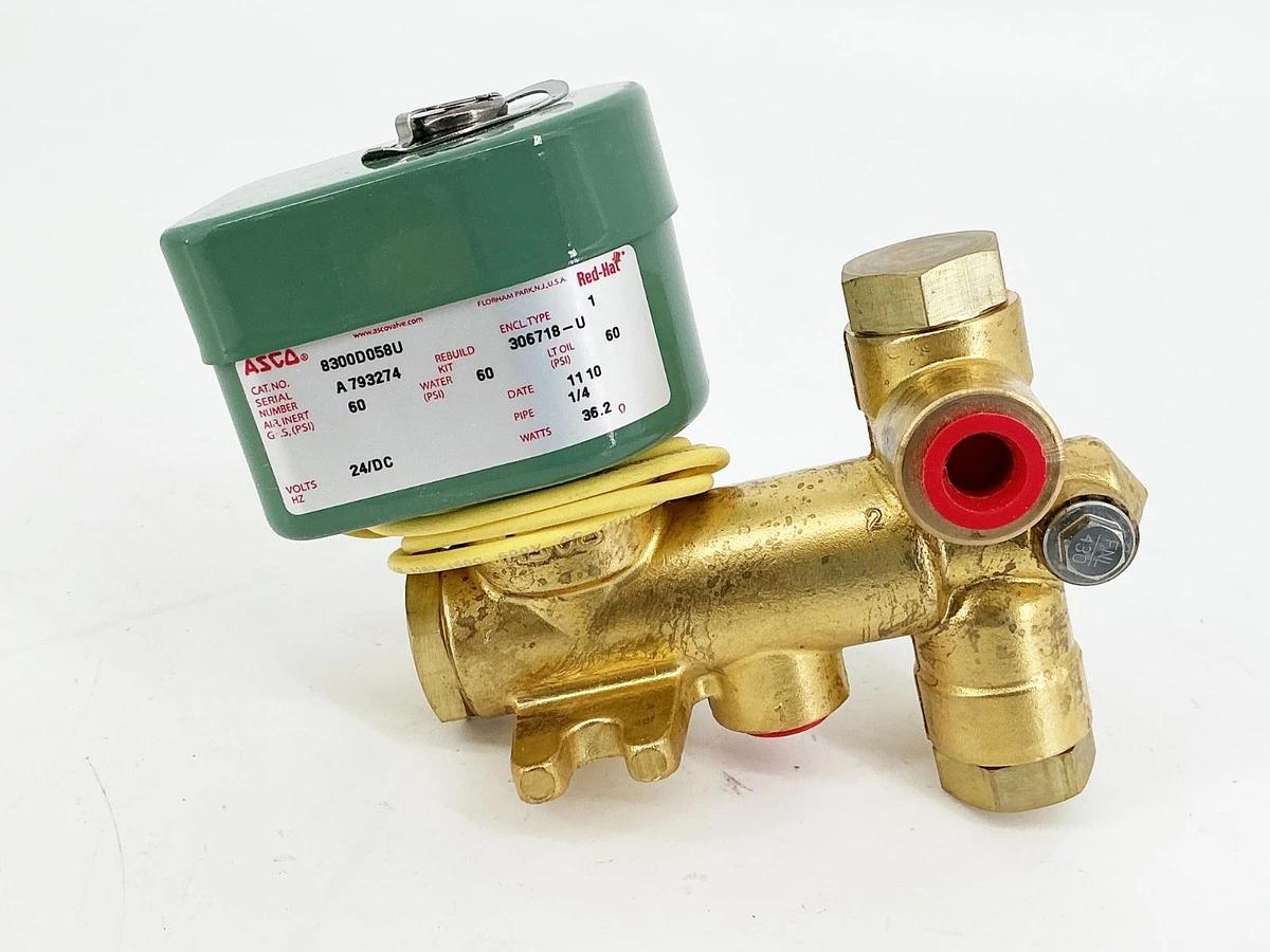 New Asco 8300D058U Solenoid Valve 60PSI 1/4" Pipe 36.2W 24VDC