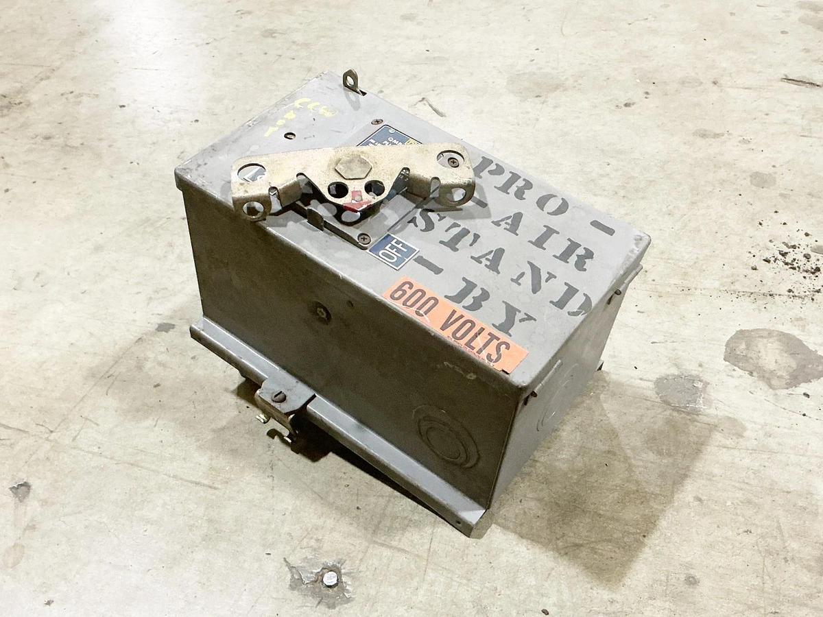 Used Square D SD-3610 Fusible Style BUS Plug 100A 600V 3PH