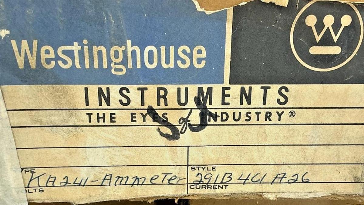 New Westinghouse 291B461A26 Analog Panel Meter Type KA-241 0-600Amps 25-200CY/HZ