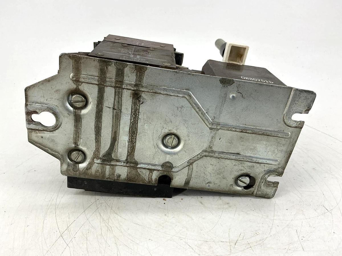 Used Cutler-Hammer A10CN0A Ser A1 Motor Starter / Contactor 3PH 27A 110/120V 50/60HZ