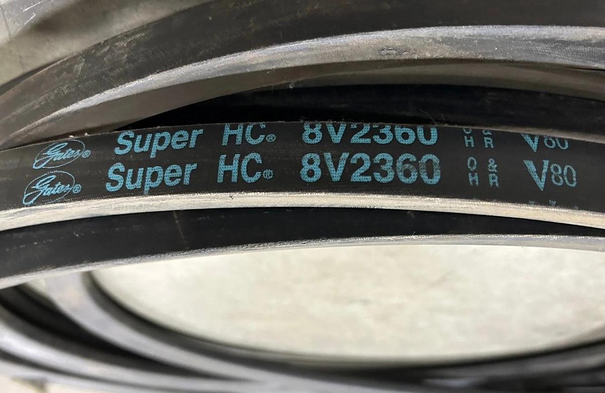 New Gates 8V2360 Super HC Narrow Section Wrapped V-Belt 9336-2360 - No Box