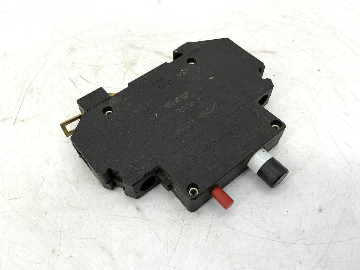 New Weidmuller 910180 Circuit Breaker 1-Pole 5A 250VAC - No Box