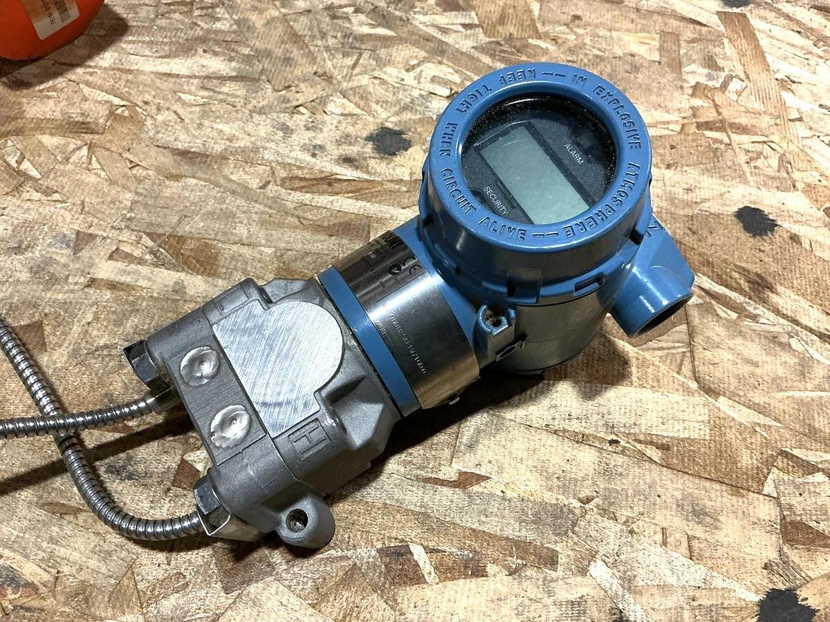 Used Rosemount 3051CD1A22A1AS2M5B4 Pressure Transmitter 285PSI 10.5-55VDC