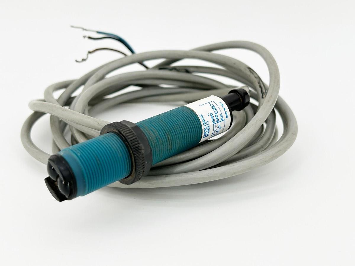 Used Cutler Hammer E58CAL18A2R2 Photo Electric Sensor 20-250VAC 50/60Hz 300MA