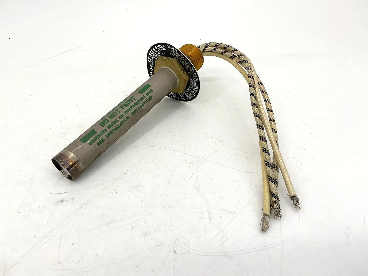New Fenwal 12-G27121-000-07 Detect-a-Fire Temp Sensor 450F 5A 125VAC - No Box