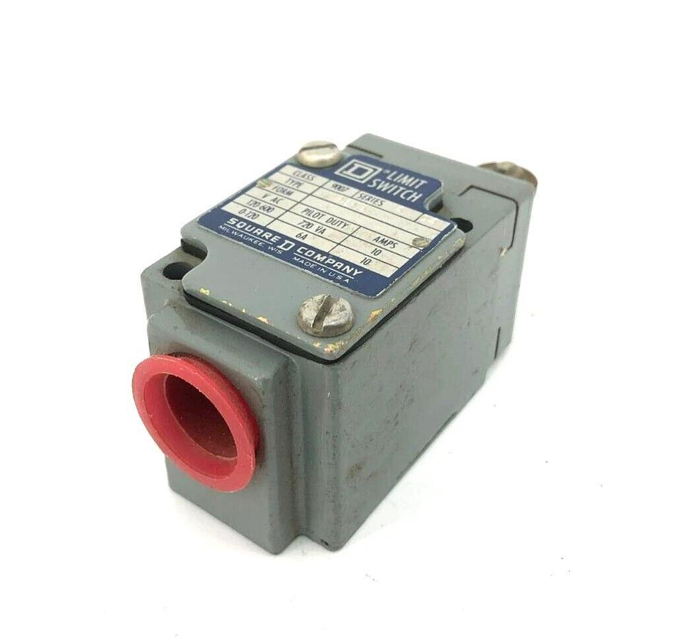 New Square D 9007-B51D Limit Switch With Roller Head 120 - 600 VAC 720 VA 10 A