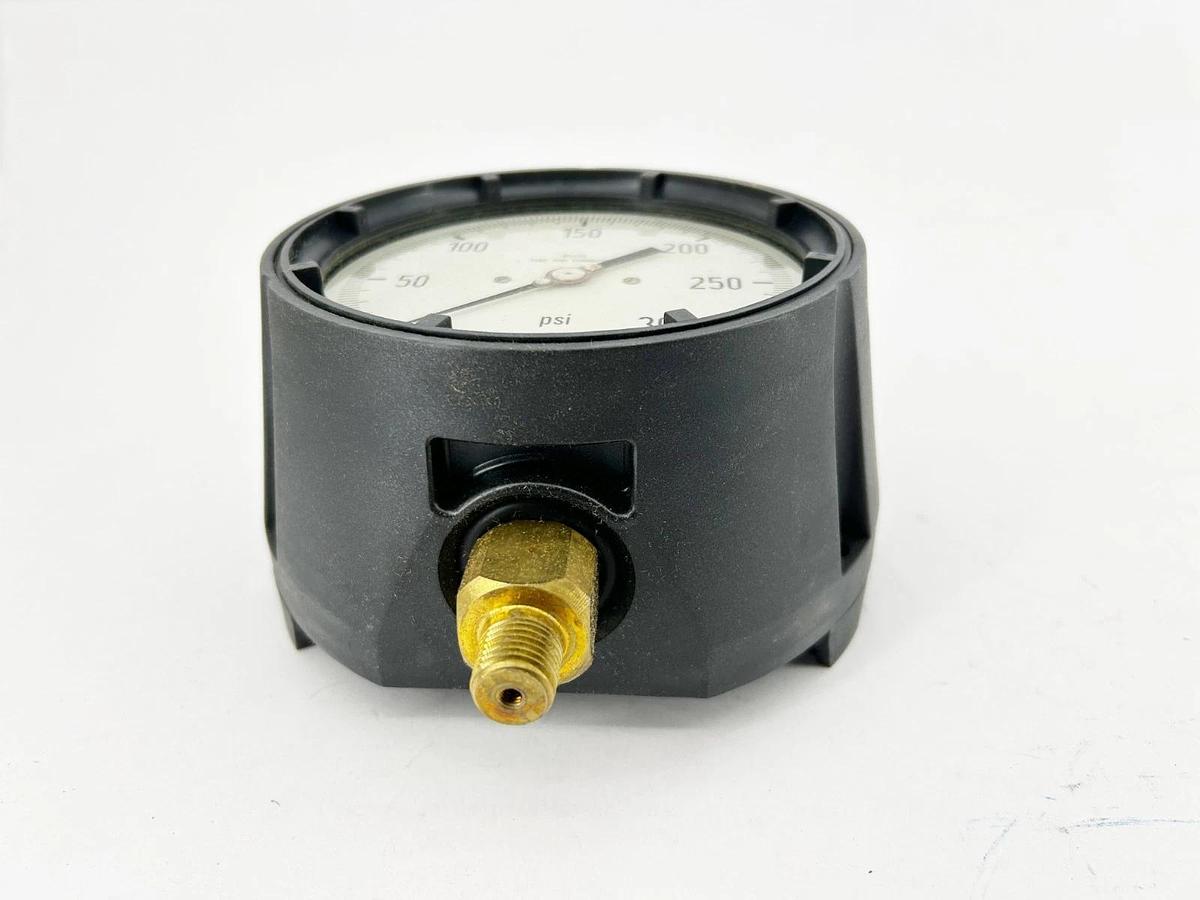 New Wika Type 213.34 4.5" Pressure Gauge 300psi 1/4" NPT LM 9834872
