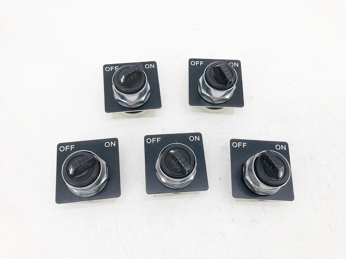 Lot of 5 New Schneider Electric Selector Switches 2-Pos. Maint. On-Off - No Box
