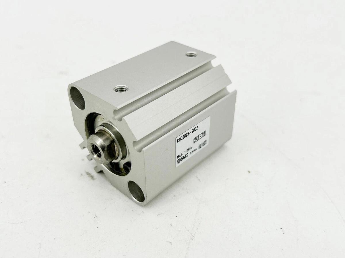 New SMC CDQ2B25-20DZ Pneumatic Cylinder Max 1.0MP