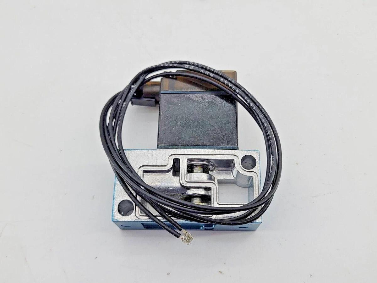 New Mac Valves 36A-SAC-JDAA-1GA Solenoid Valve 24VDC 5.4W Vac-120PSI