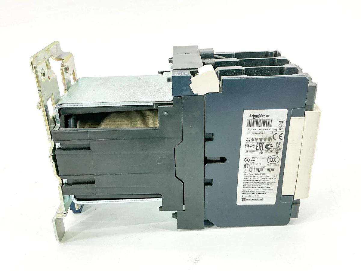New Schneider Electric LC1D50BD Contactor 50A 24VDC 3P 3PH - No Box