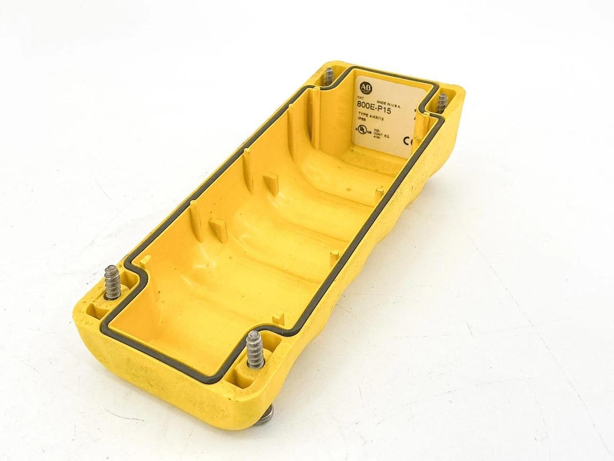 Used Allen Bradley 800E-P15 Yellow Pendant Station 3 Pushbotton Slots