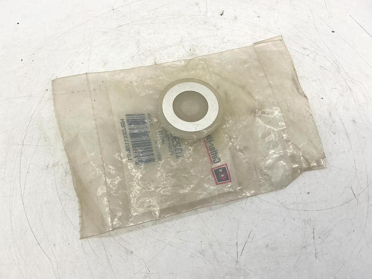 New Cutler-Hammer 10250TC51 Ser A1 Pushbutton Push-Pull Lens White