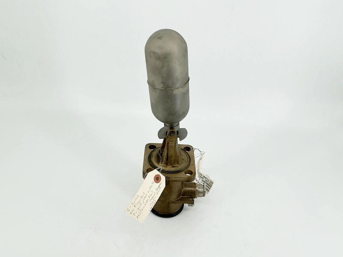 Used Mobrey Magneettinen S01P/F83-IP65 Float Level Switch 380V 8A 2000VA 70W 18Bar