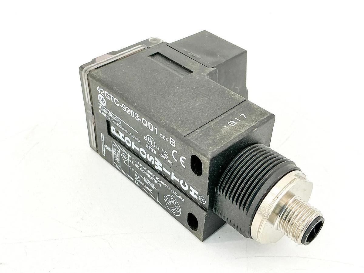 New Allen Bradley 42GTC-9203-QD1 Photoswitch Sensor 264V 300mA Ser.B - No Box