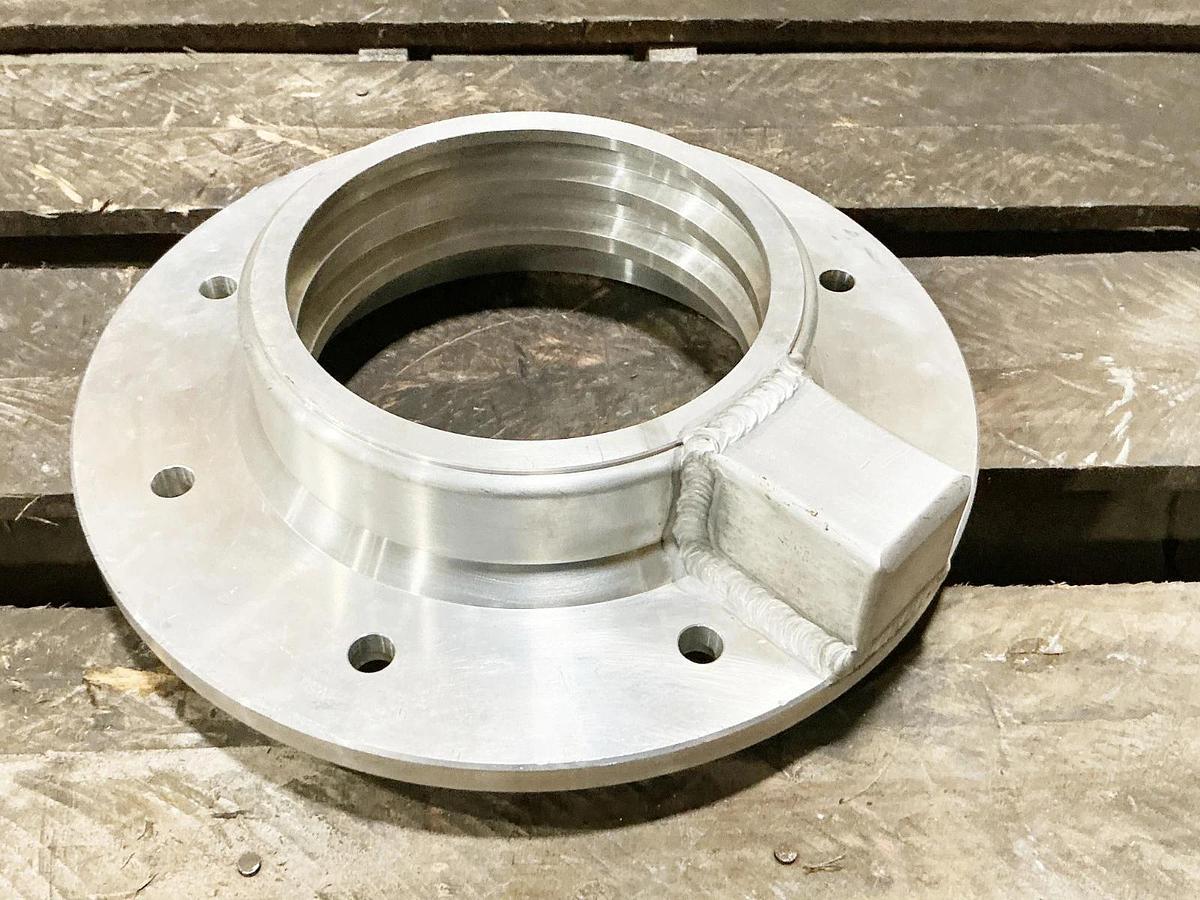 New Valmet 9N83039510 Inner Bearing Cap Held End - No Box