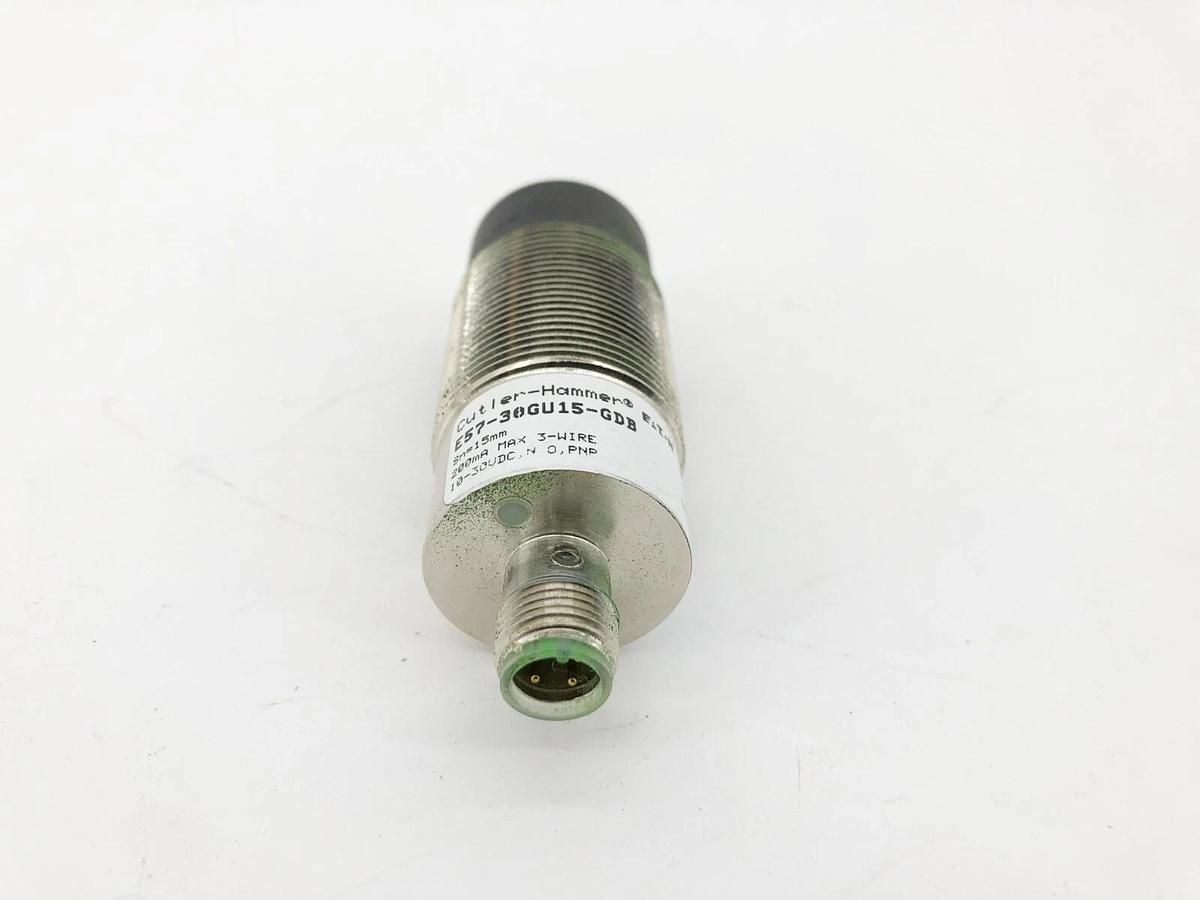 Used Eaton E57-30GU15-GDB Proximity Sensor 15mm Range 10-30VDC 4 Pin