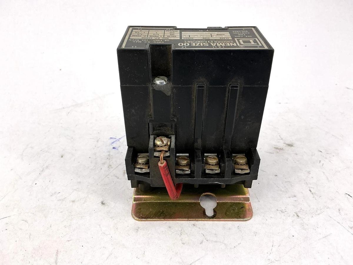 Used Square D 8502AG-2 Ser B Magnetic Contactor Nema Size 00 10A 600V