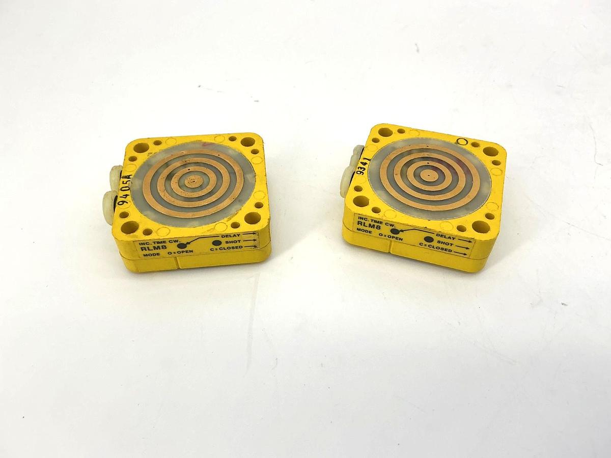 Lot of 2 New Banner Engineering RLM8 Maxi-Beam Module 25575