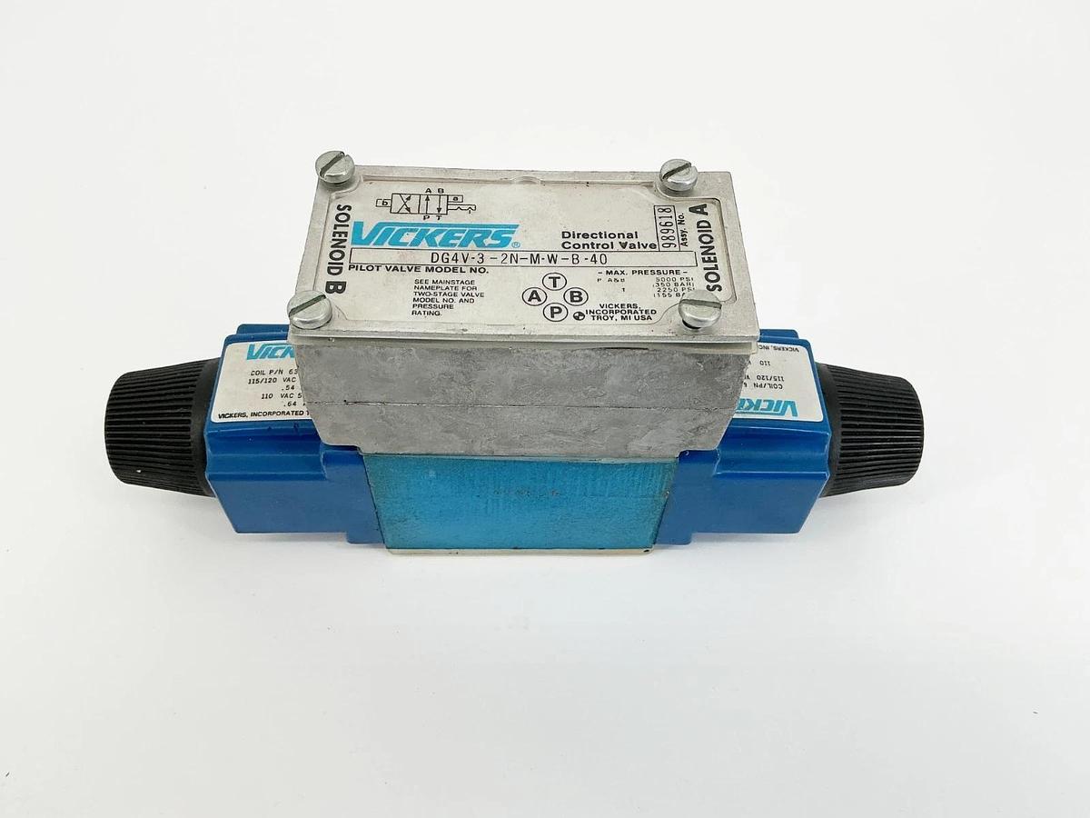 New Vickers DG4V-3-2N-M-W-B-40 Directional COntrol Valve 5000PSI 120V- No Box