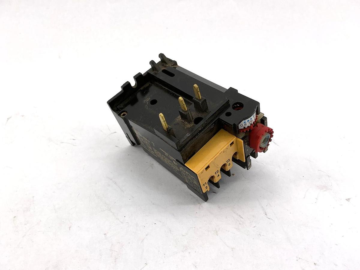 Used Allen Bradley 193-BSB12 Ser A Relay Current Range 0.8A-1.2A 380V