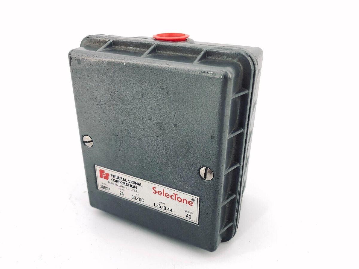 New Federal Signal 300SA SelecTone Speaker Amplifier
