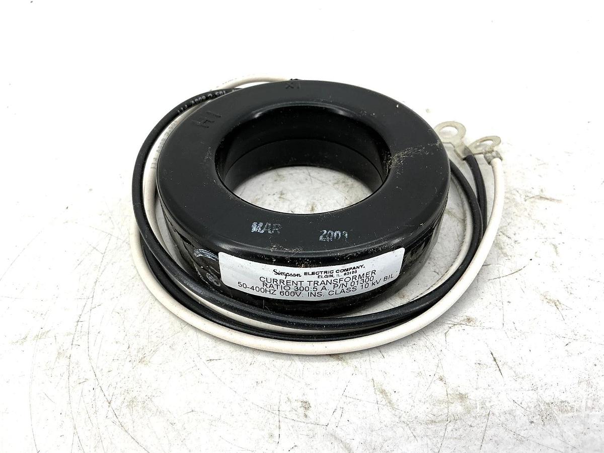 New Simpson Electric 01300 Current Transformer 2-Wire Ratio 300:5A 600V 50-400HZ