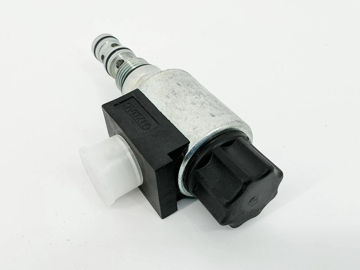 New Hydac WS08D-51-C-N Solenoid Valve 115VAC Coil 3003156 - No Box