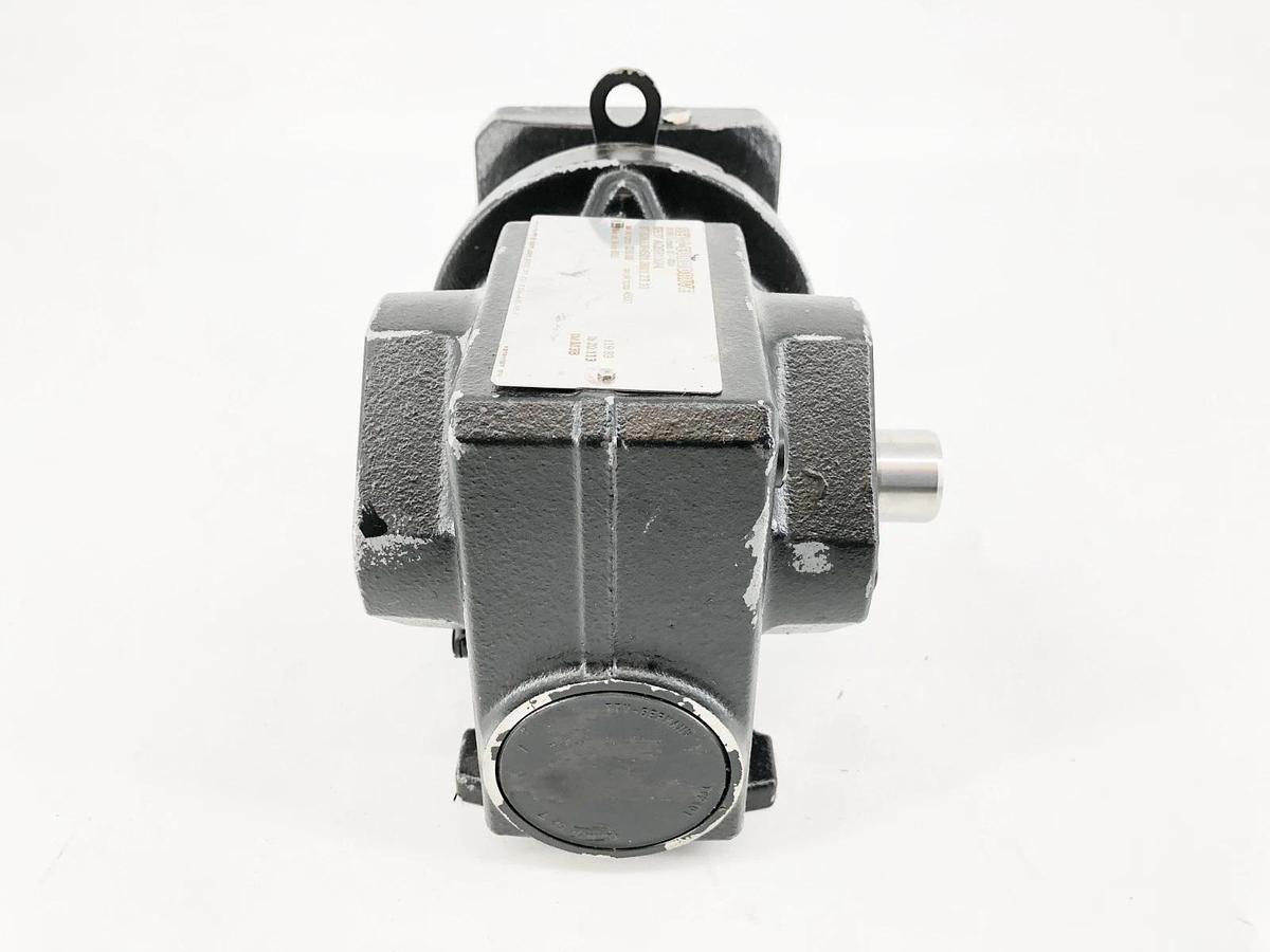 Used SEW Eurodrive SH37 AQSH100/4 Gear Reducer 19.89:1 4500rpm