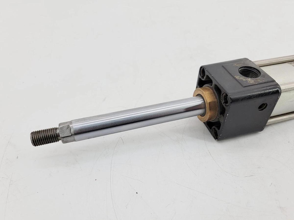 Used ARO 3915-1009-1-040 Air Cylinder 1-1/2" Bore 4" Stroke