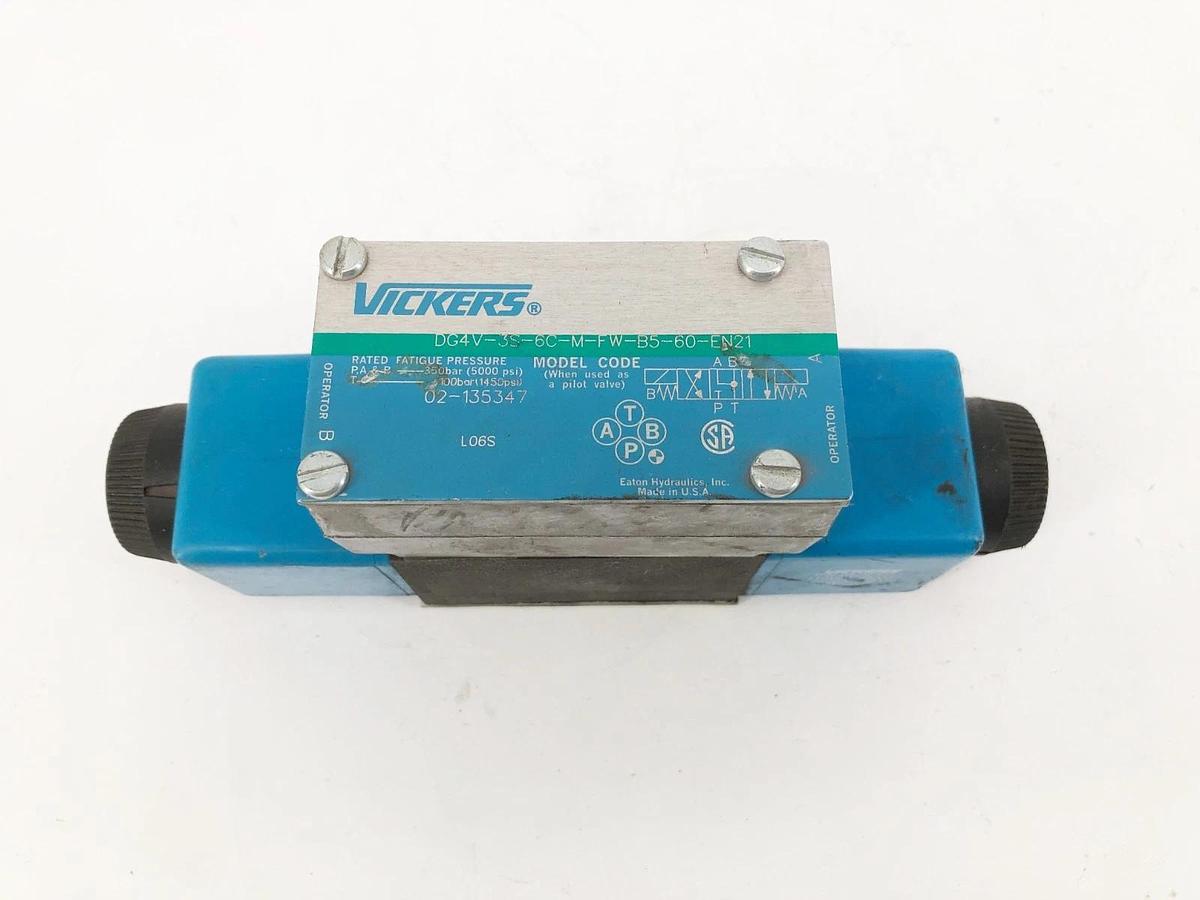New Vickers DG4V-3S-6C-M-FW-B5-60-EN21 Directional Valve 120V 02-135347 - No Box