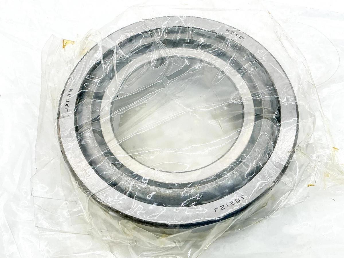 New Hyster Koyo 2021555 Bearing 30212J