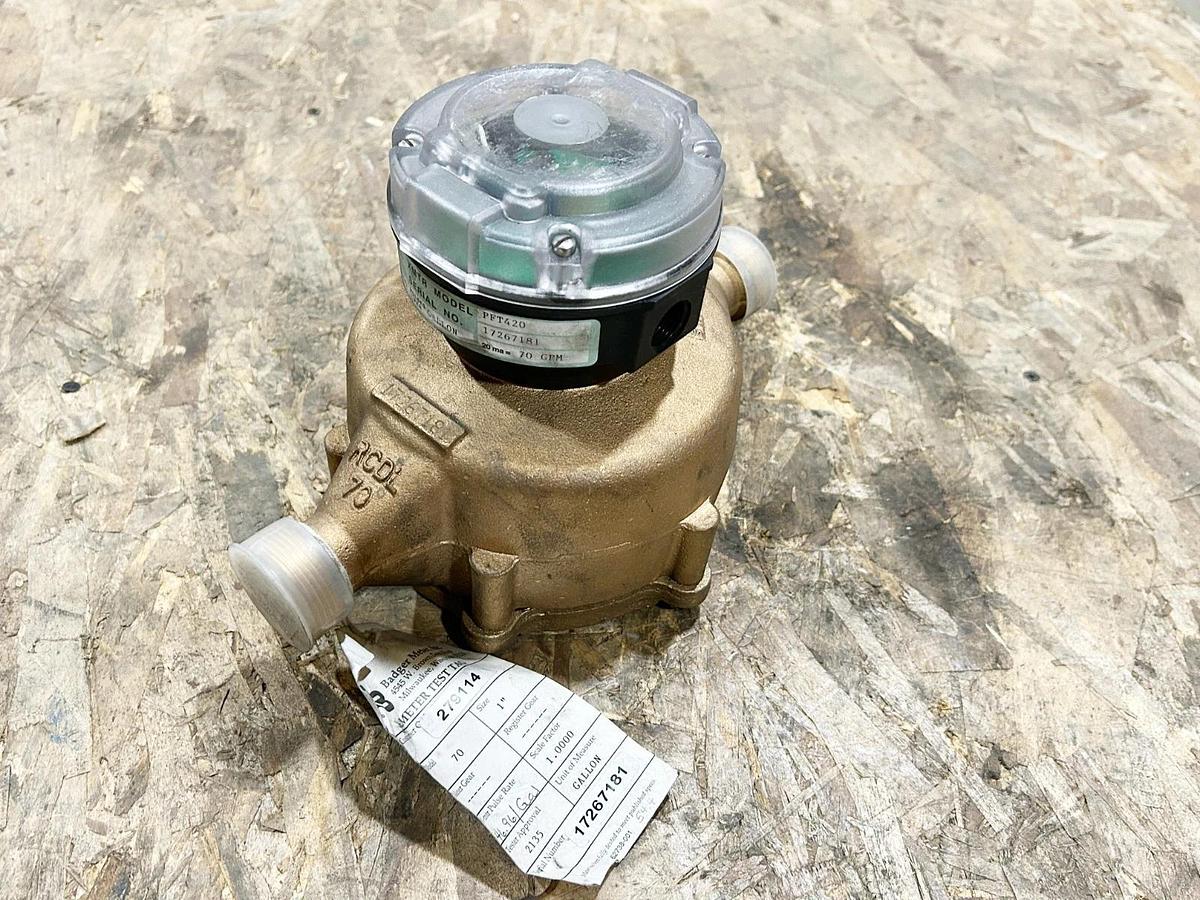 New Badger Meter XMTR Model PFT420 Flow Transmitter w/ Model 70 Valve Size 1"