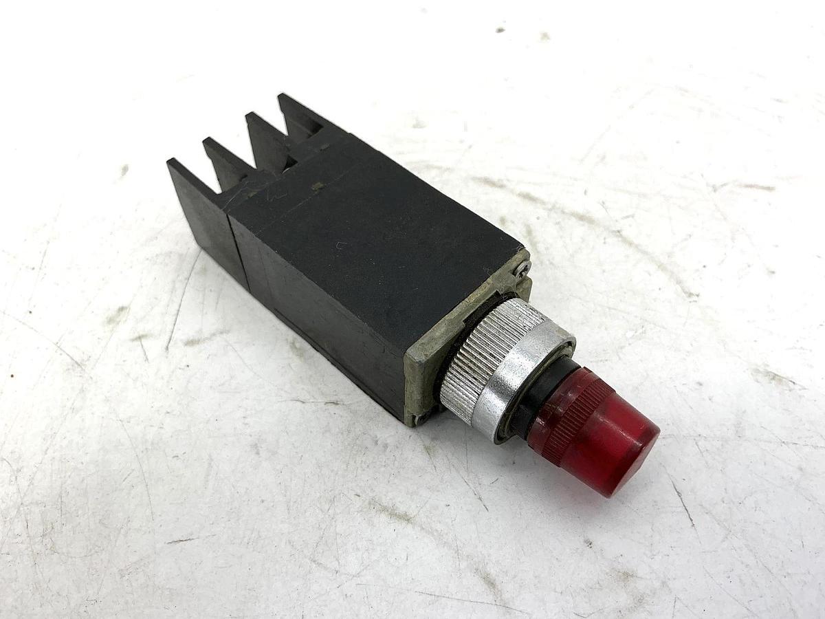 Used Cutler-Hammer E29-NM Ser A1 Oiltight Indicating Light Red 120VAC/VDC E29NM