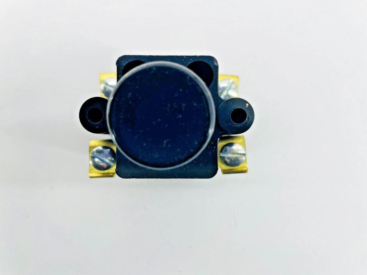 New Square D 9001GO-1 Heavy Duty Pushbutton 1NO 1NC