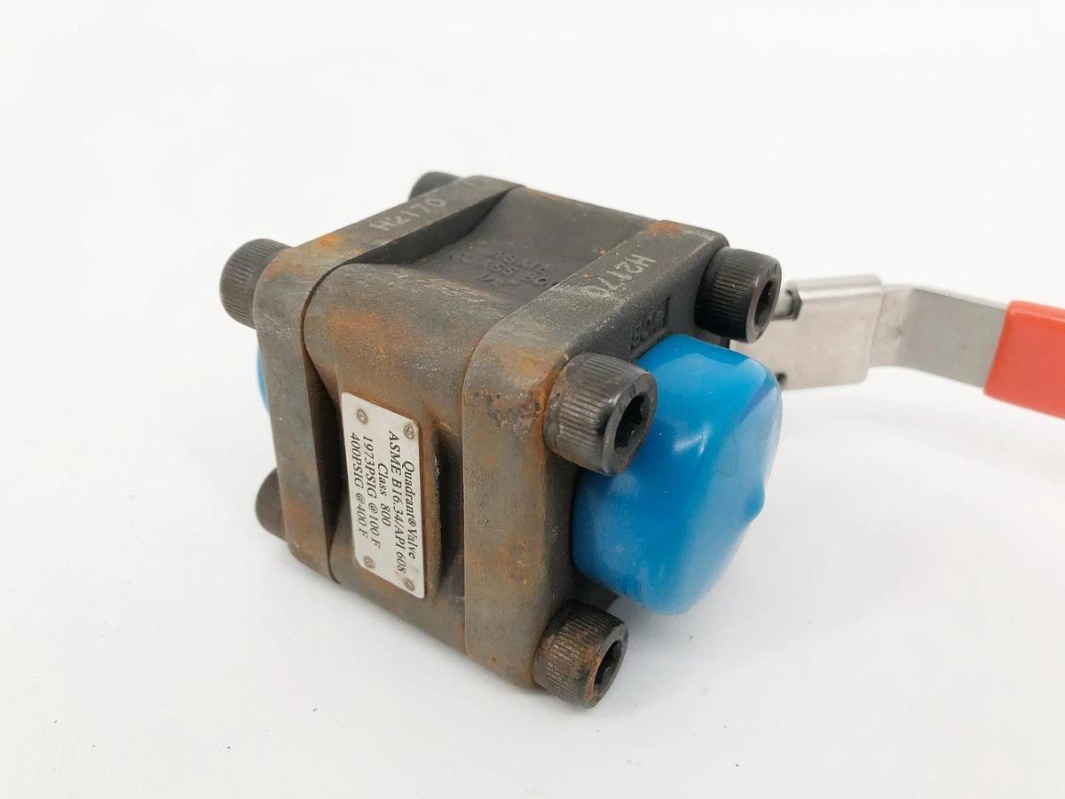 Used Lot of 4 Quadrant M2FCSRGSLWW050 Ball Valves 1/2" Class 800 2000WOG