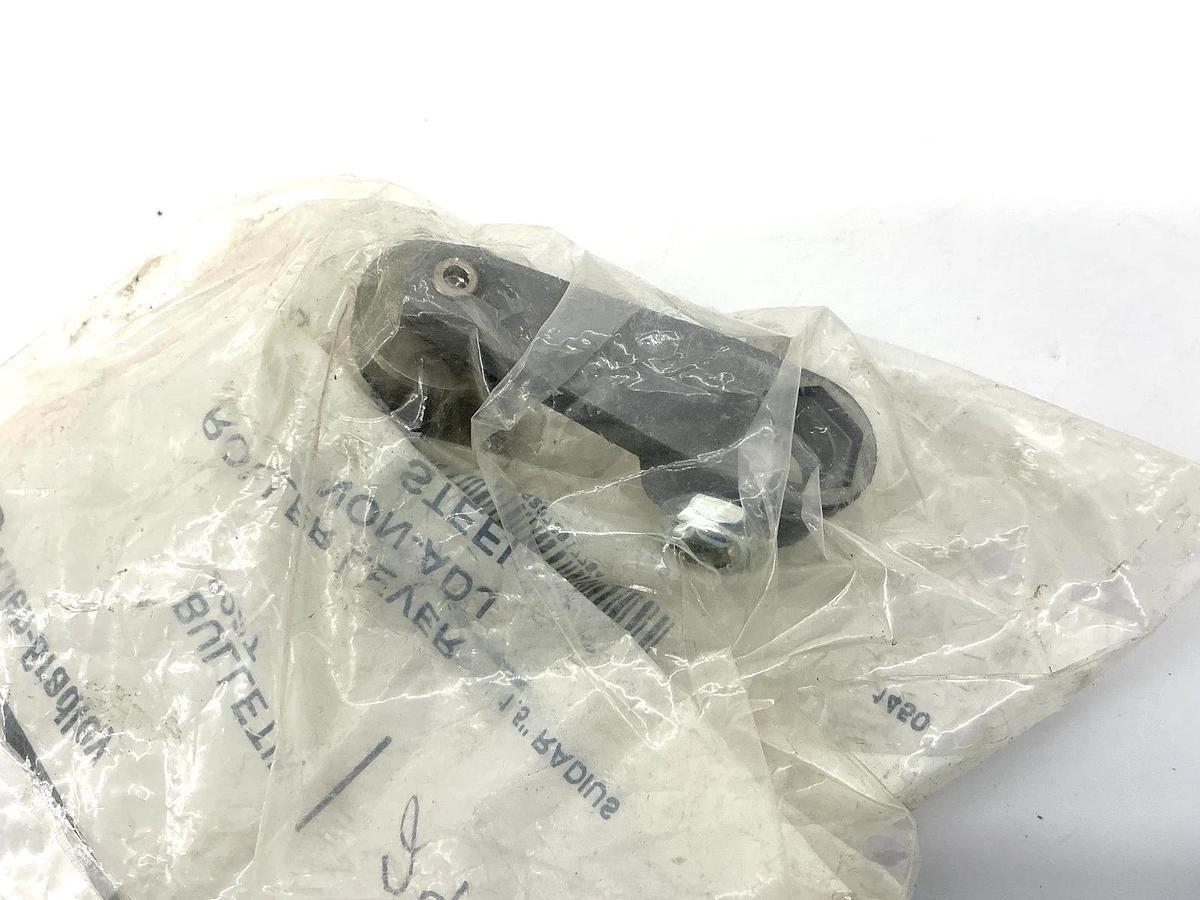 New Allen Bradley 802T-W1N Ser B Roller Lever Non-Adjustable Steel 1.5" Radius