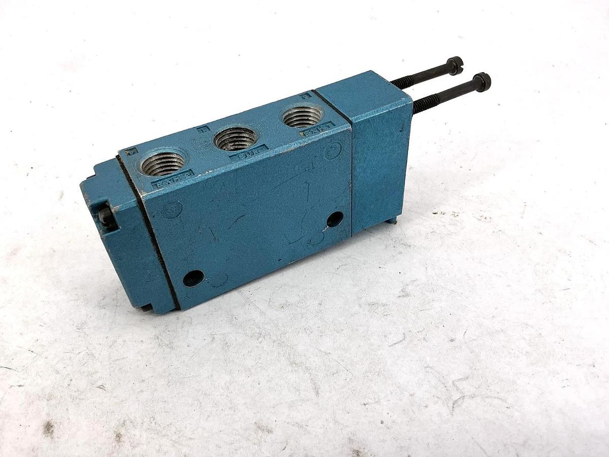 Used MAC Valves 811C-PM-111CA-152 Solenoid Valve Pressure: Vacuum To 150PSI