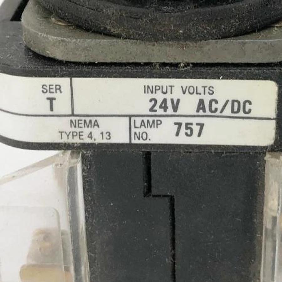 New Allen-Bradley 800T-QB24 Ser. T Pushbutton 24VAC/DC No Box Missing Cap/Bulb