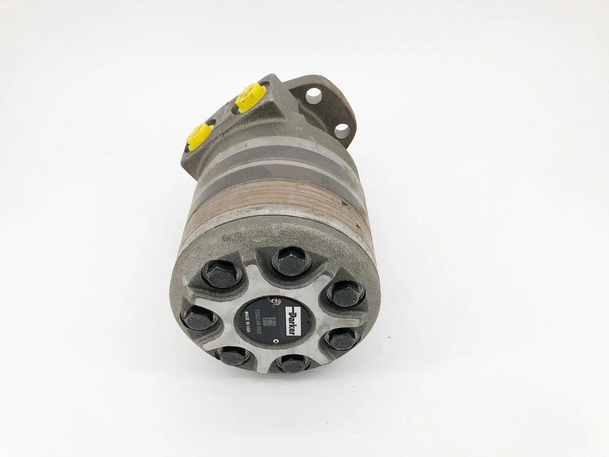 New Parker TG0335MS200AAAB Hydraulic Motor