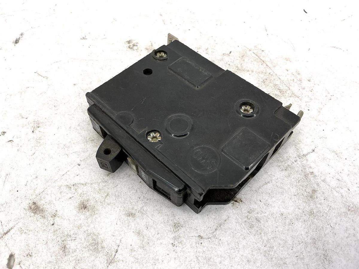 Used Lot of 5 Square D QOB120 Circuit Breaker 1-Pole 20A 120/240V