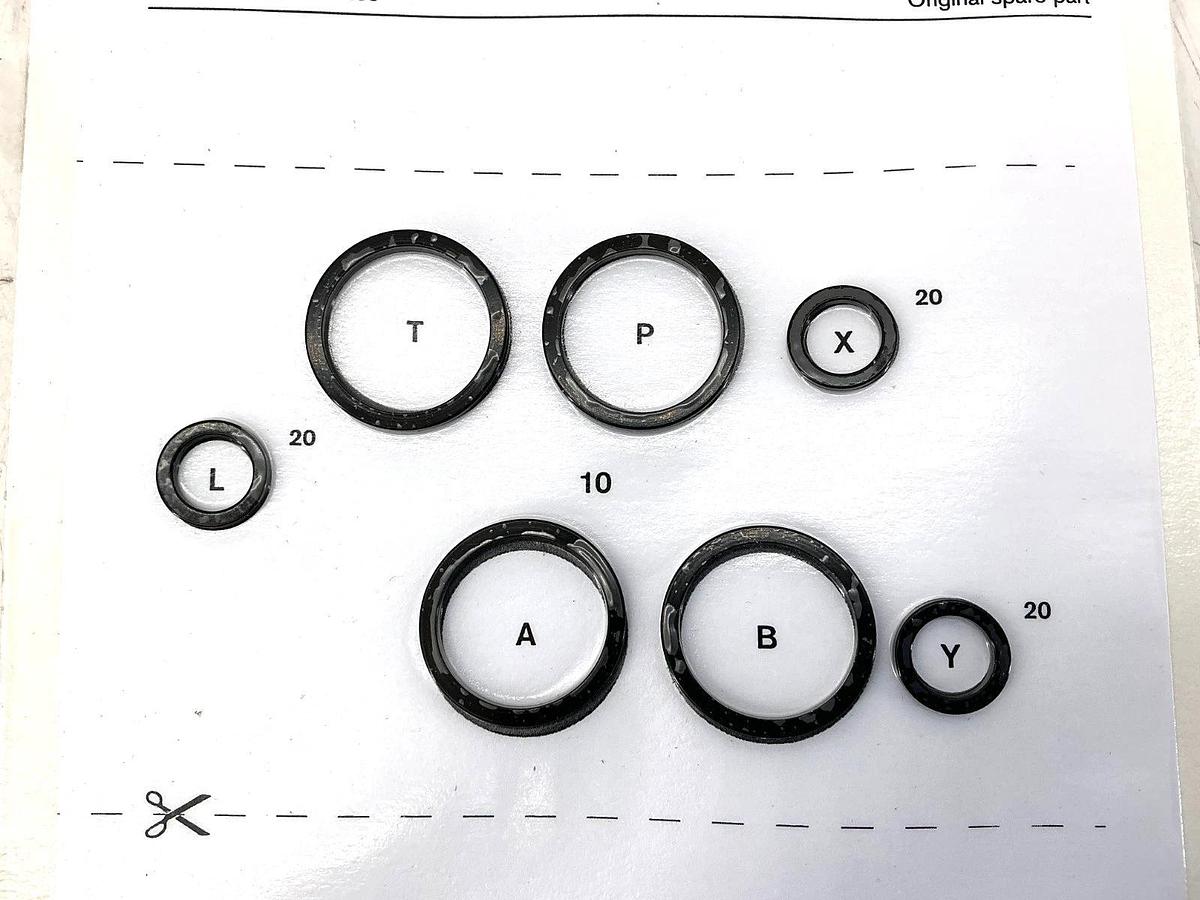 New Rexroth R961001255 Seal Kit 16B-MR/RN 1Fach