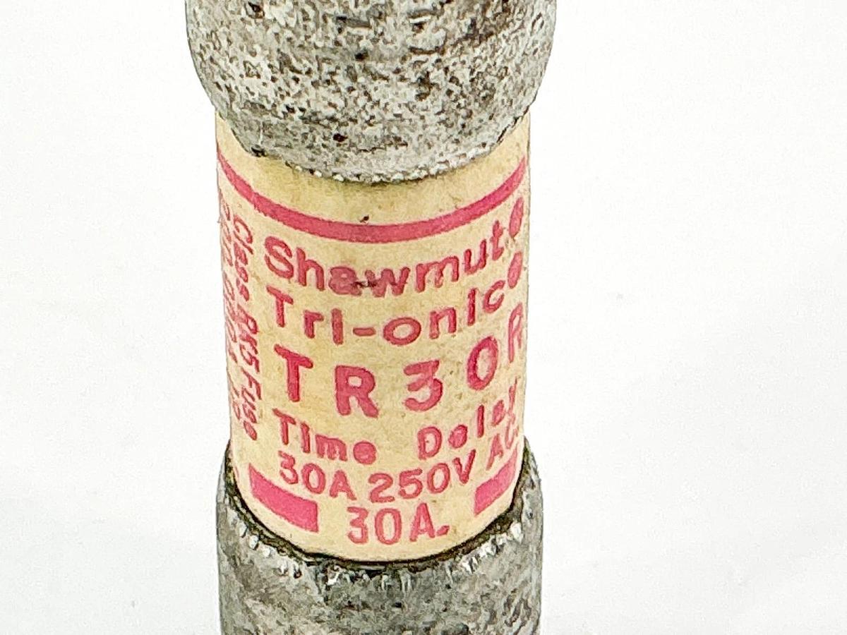 New Lot of 8 Ferraz Shawmut TR30R Time Delay Fuse 30A 250V - No Box