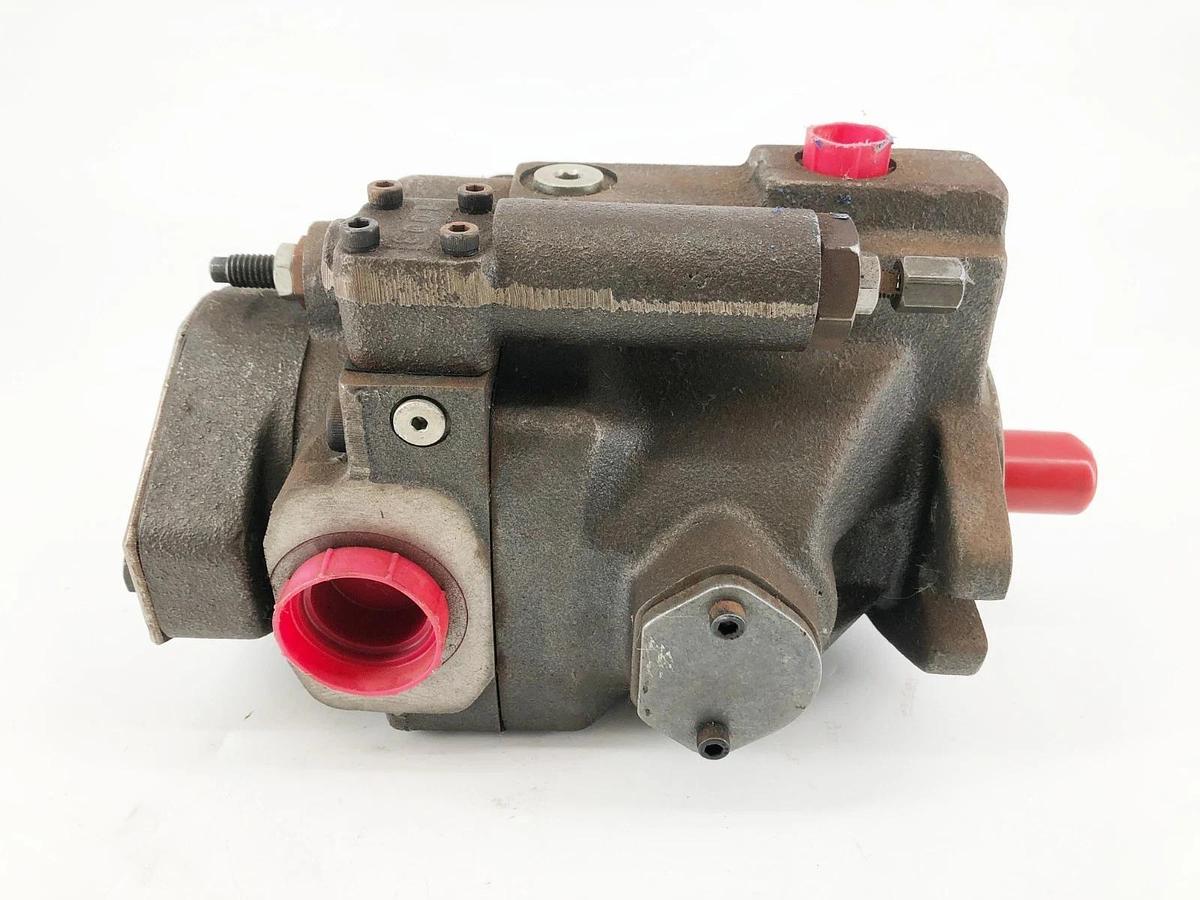 New Parker PVP16364R26A212 Piston Pump 3600psi Max- No Box