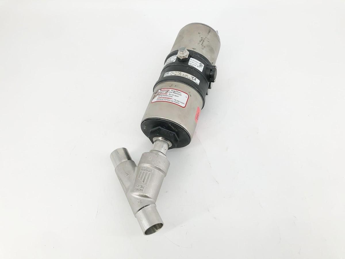 Used Burkert 2100A-PTFE-Kv18 Valve w/ 8691-E3-..-0PU02 Single Act Pilot 00186622